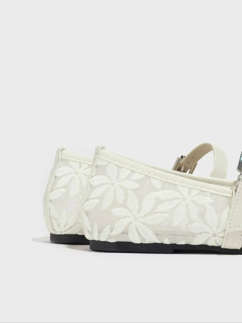 Noirelle Lace Flats